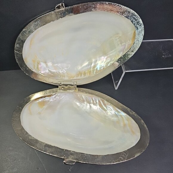 9 Inch Large Mother Of Pearl Trinket Or Jewelry Box WOW! Stunning And Gorgeous - Picture 2 of 16